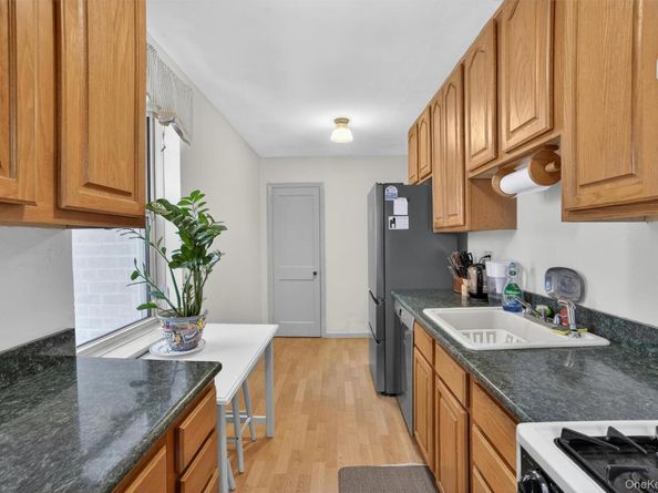 485 Bronx River Road C10, Yonkers NY 10704