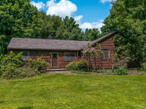538 Croton Heights Road, Yorktown Heights NY 10598