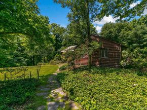 538 Croton Heights Road, Yorktown Heights NY 10598