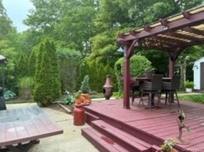 1661 Old Country 383, Riverhead NY 11901