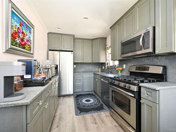 23-06 154th Street, Whitestone NY 11357