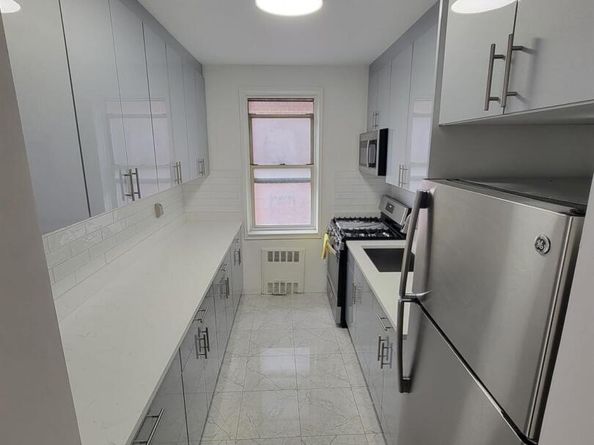 64-41 Saunders Street 410, Rego Park NY 11374