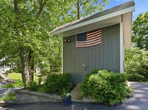 47 Oakdale Drive, Centerport NY 11721