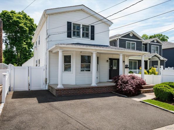 1735 Washington Avenue, Seaford NY 11783