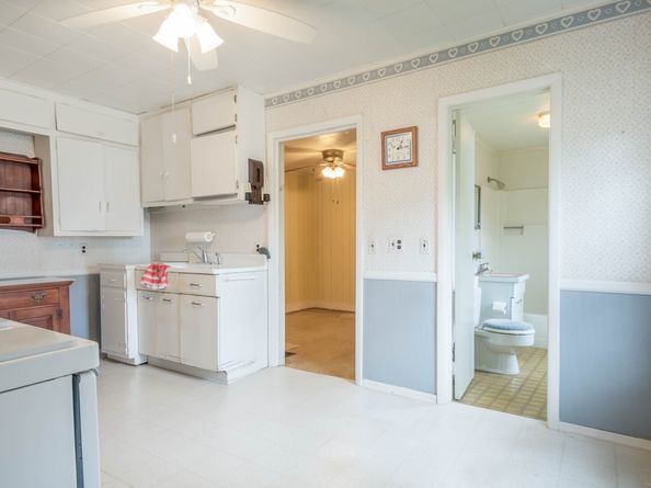 19 Walnut Avenue, Trumbull CT 06611
