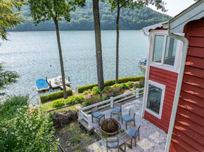 36 Waterview Drive, Danbury CT 06811