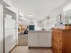 36 Waterview Drive, Danbury CT 06811