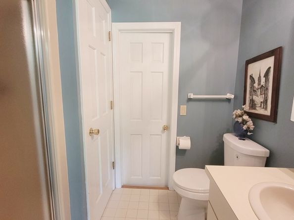 7 Carriage Lane, New Fairfield CT 06812