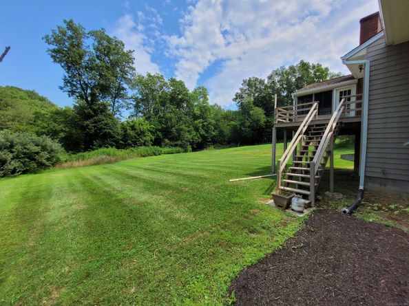 7 Carriage Lane, New Fairfield CT 06812
