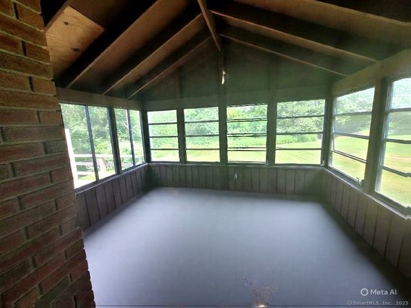 7 Carriage Lane, New Fairfield CT 06812
