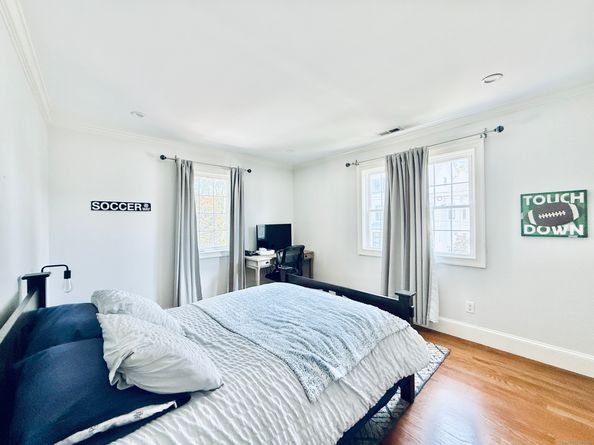 3 Turnabout Lane, Darien CT 06820