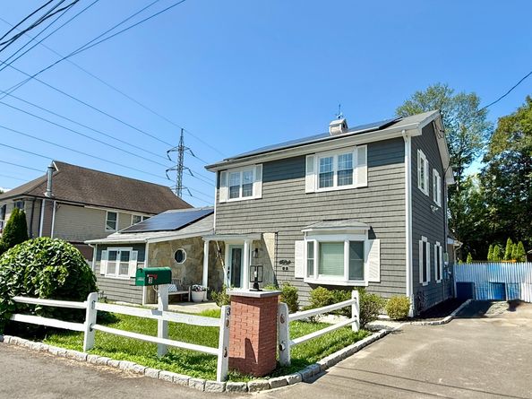 3 Turnabout Lane, Darien CT 06820