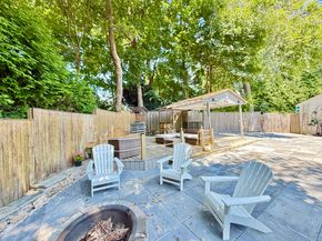 3 Turnabout Lane, Darien CT 06820