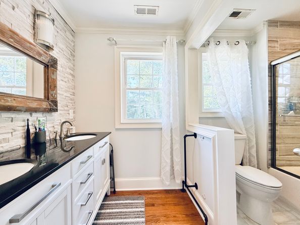 3 Turnabout Lane, Darien CT 06820