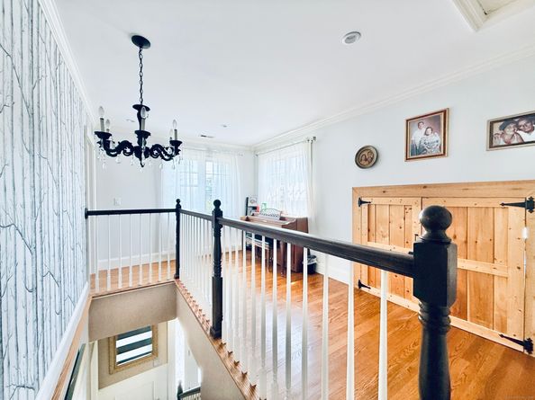 3 Turnabout Lane, Darien CT 06820