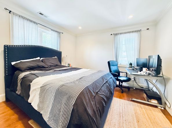 3 Turnabout Lane, Darien CT 06820