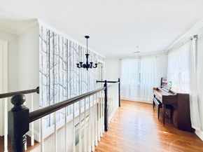 3 Turnabout Lane, Darien CT 06820