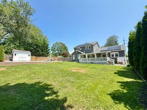 3 Turnabout Lane, Darien CT 06820