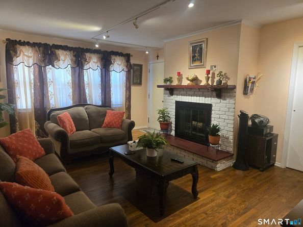1307 Hope Street B4, Stamford CT 06907