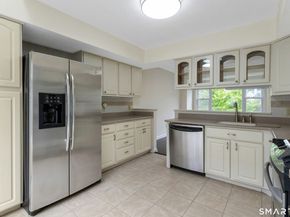 70 Wilton Crest 70, Wilton CT 06897