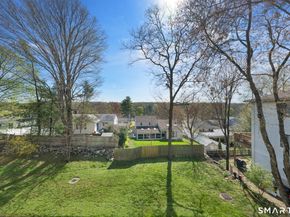 201 Highview Avenue F2, Stamford CT 06907