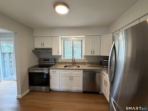 7 Homestead Lane 7, Brookfield CT 06804