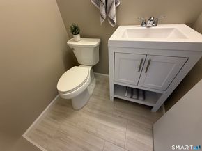 7 Homestead Lane 7, Brookfield CT 06804