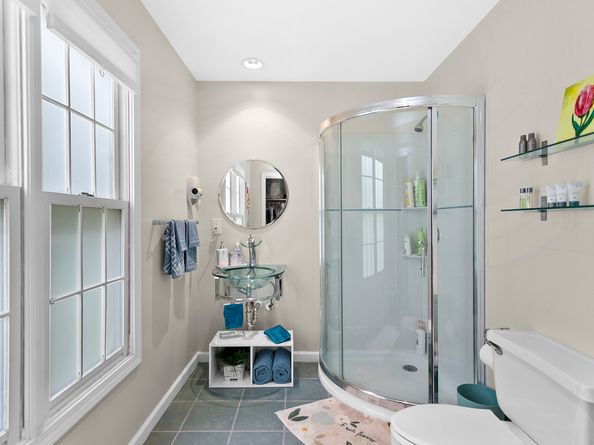 37 Kent Lane, Trumbull CT 06611