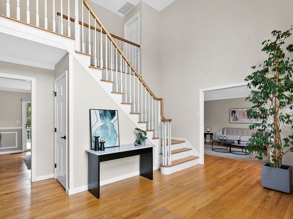 37 Kent Lane, Trumbull CT 06611