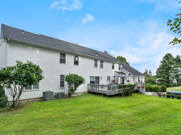 37 Kent Lane, Trumbull CT 06611