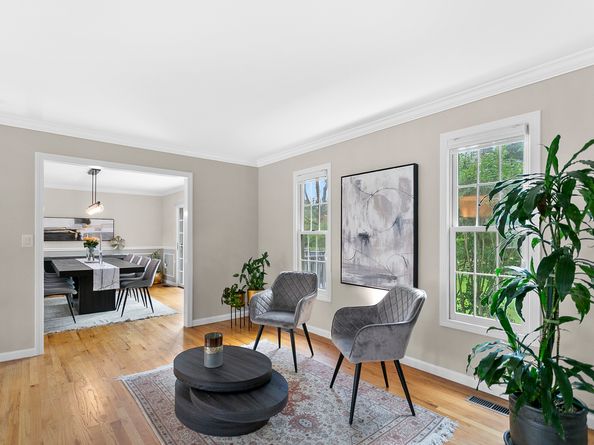37 Kent Lane, Trumbull CT 06611