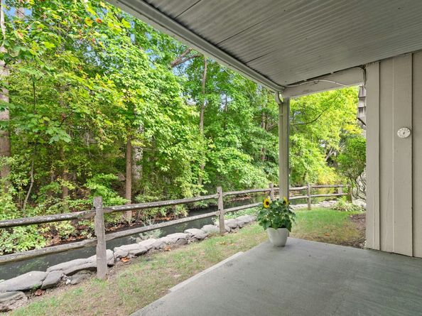 34 Ledgebrook Drive 34, Norwalk CT 06854