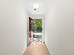 34 Ledgebrook Drive 34, Norwalk CT 06854