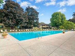 34 Ledgebrook Drive 34, Norwalk CT 06854