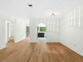 34 Ledgebrook Drive 34, Norwalk CT 06854