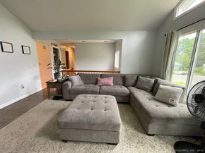 45 Rogerson Circle, Bridgeport CT 06606