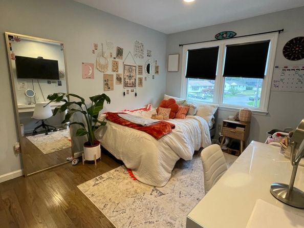 45 Rogerson Circle, Bridgeport CT 06606
