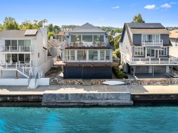 60 Harbor View Avenue