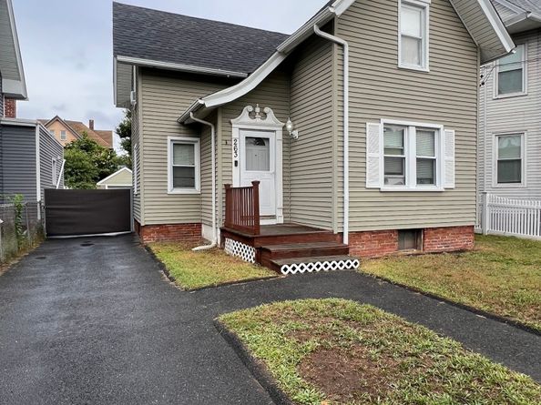 263 Brooks Street, Bridgeport CT 06608