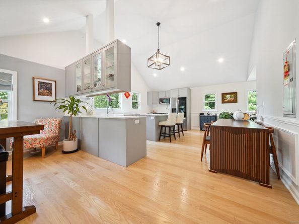 8 Ledge Road, Norwalk CT 06853
