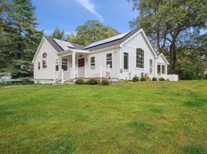 8 Ledge Road, Norwalk CT 06853