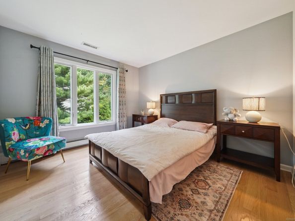 8 Ledge Road, Norwalk CT 06853