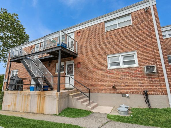 84 Strawberry Hill Avenue 1, Stamford CT 06902