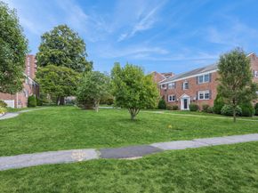 84 Strawberry Hill Avenue 1, Stamford CT 06902