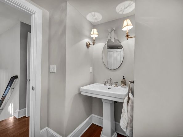 216 White Oak Shade Road, New Canaan CT 06840