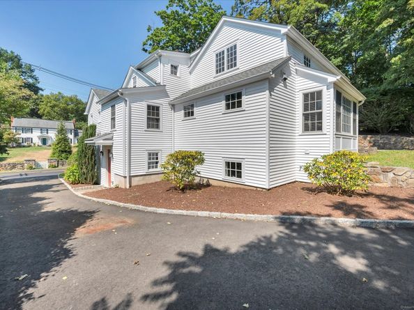 216 White Oak Shade Road, New Canaan CT 06840