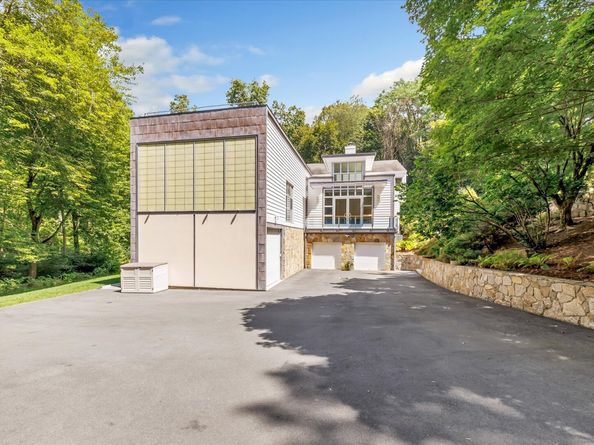 19A Darbrook Road, Westport CT 06880