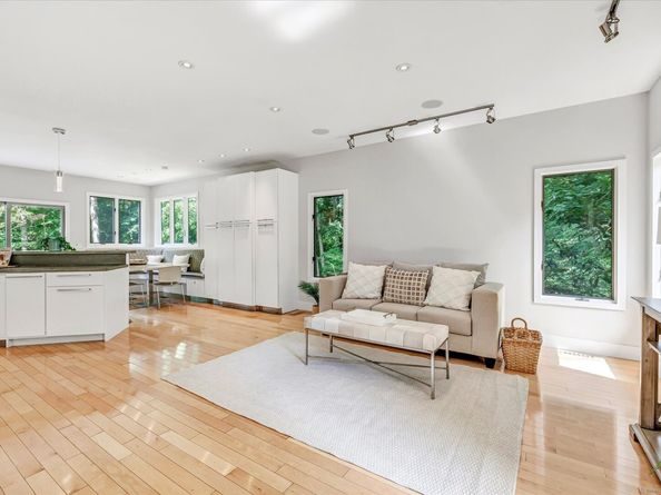 19A Darbrook Road, Westport CT 06880