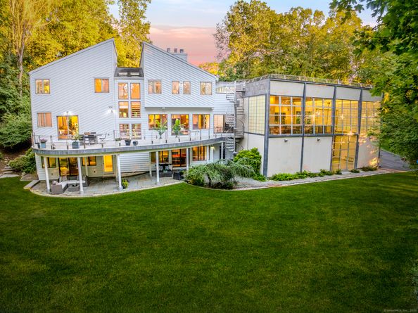 19A Darbrook Road, Westport CT 06880