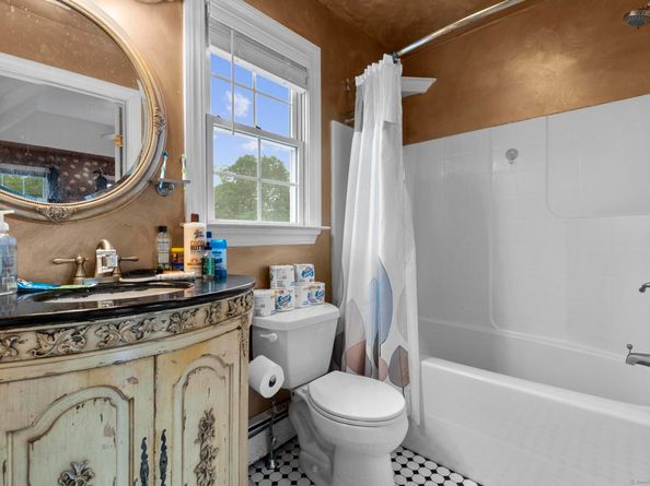 33 Jordan Avenue, Shelton CT 06484